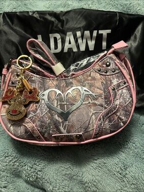 Pink Camouflage Heart Accent Shoulder Bag by